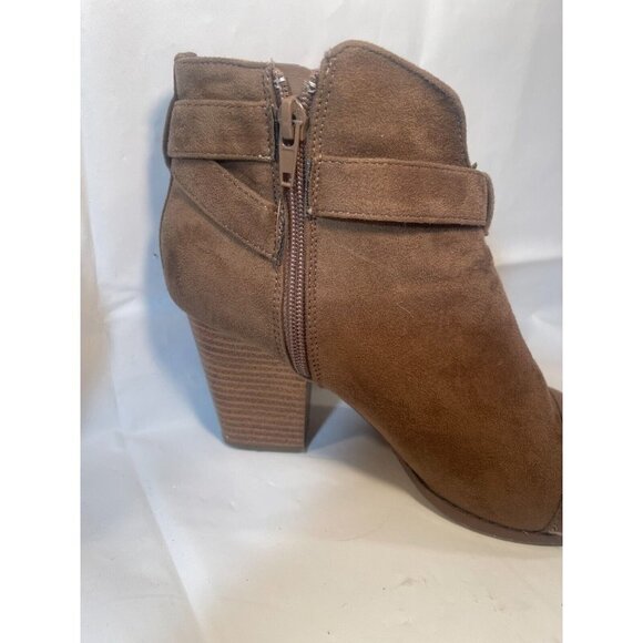 CHARLOTTE Russe Khaki Women's Ankle Faux Suede Boots Size 9 Side Zipper - Picture 11 of 14